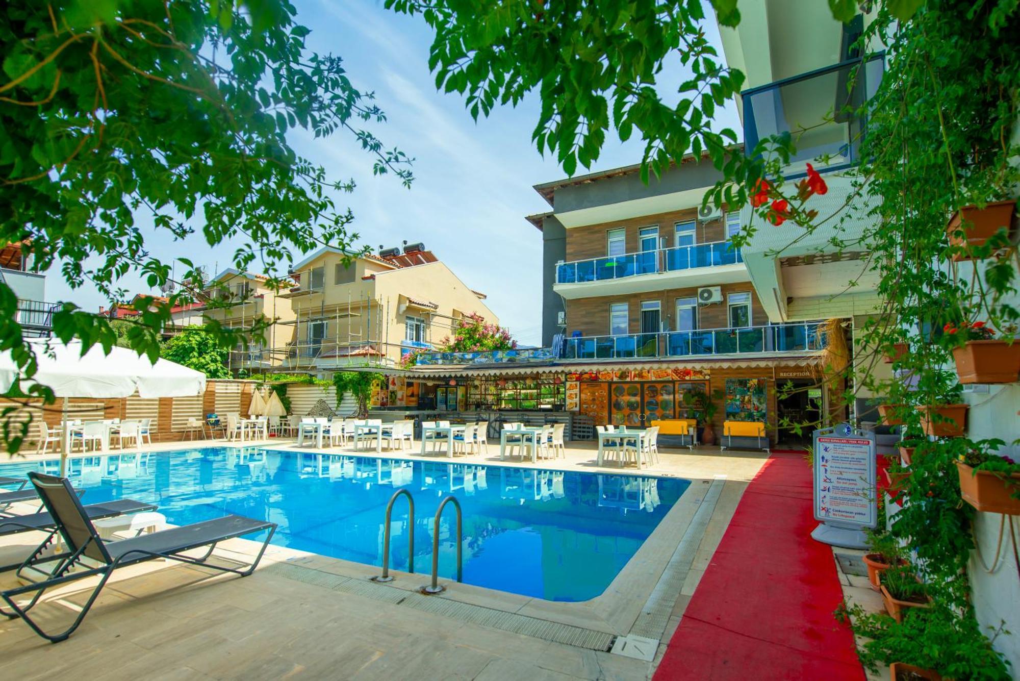 Alis Hotel
